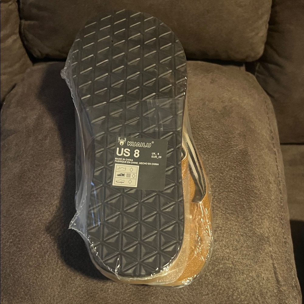 KuaiLu Flip Flops still an original packaging